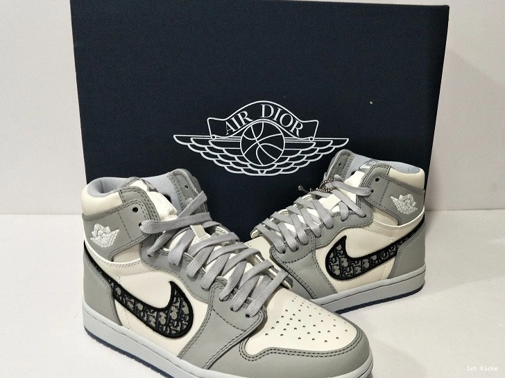 OG High CN8607-002 Air Dior Jordan x 1 0223